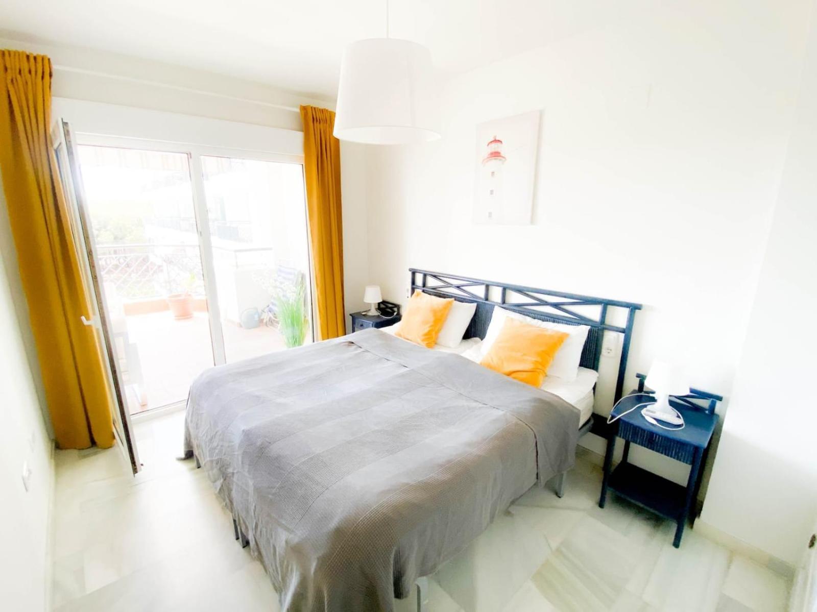 Beachside Apartment Mi Capricho Portal 7 Sitio de Calahonda Екстер'єр фото